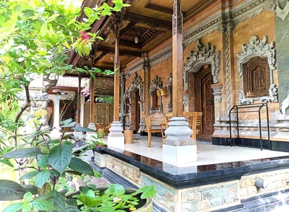 Green Palace Homestay Batununggul المظهر الخارجي الصورة