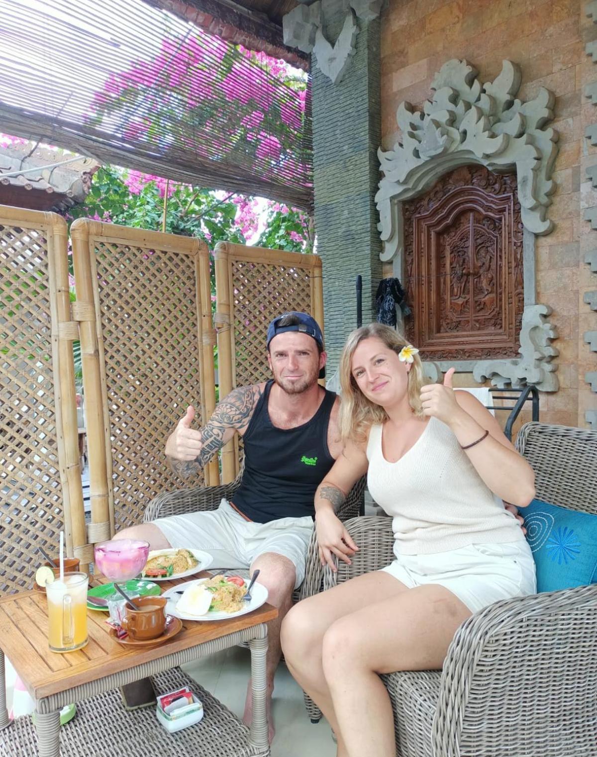 Green Palace Homestay Batununggul المظهر الخارجي الصورة