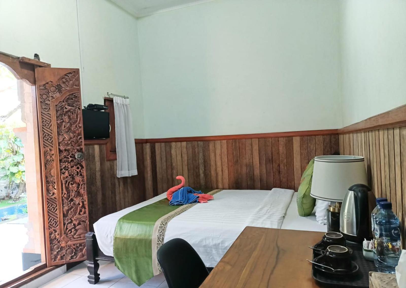 Green Palace Homestay Batununggul المظهر الخارجي الصورة