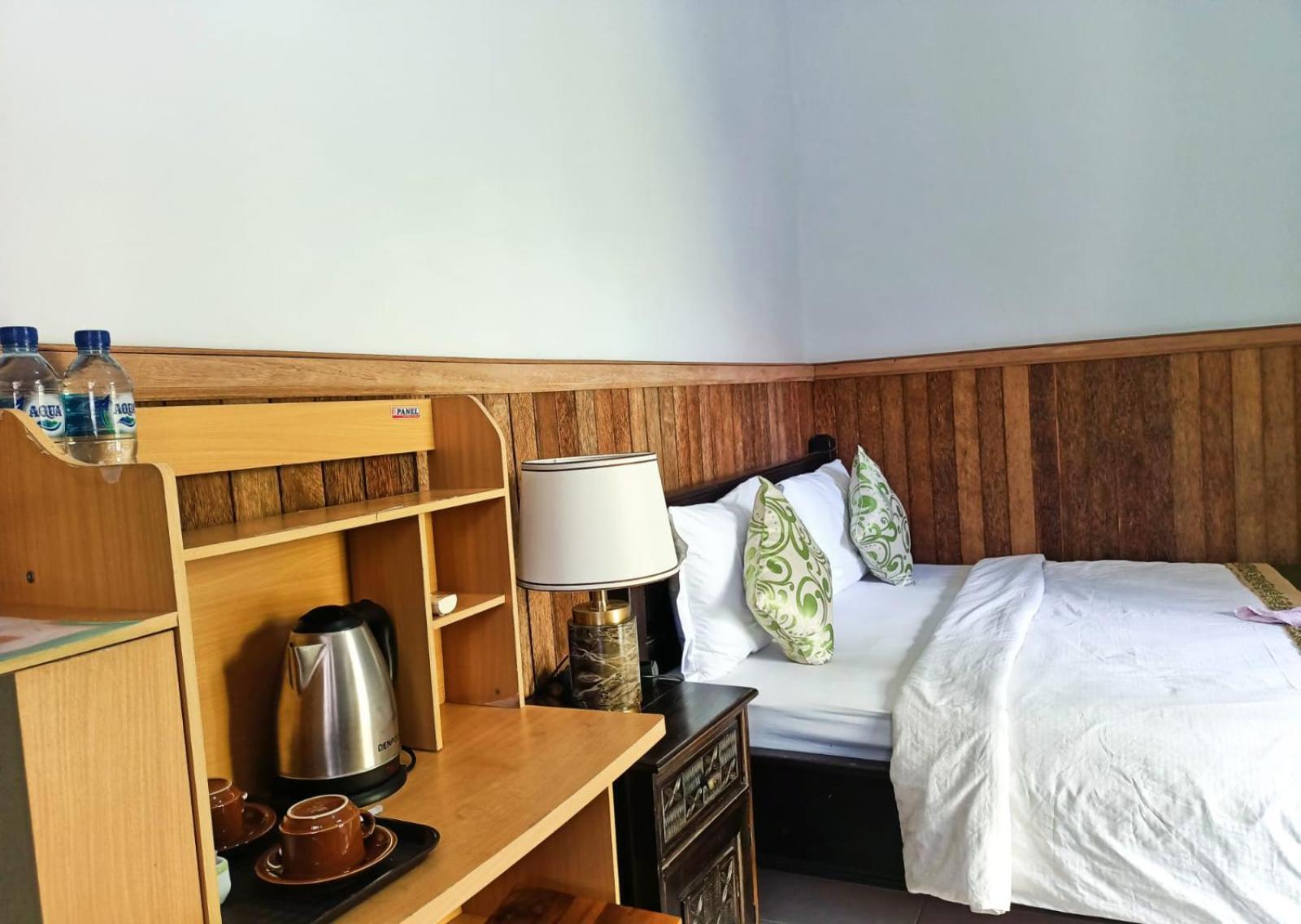 Green Palace Homestay Batununggul المظهر الخارجي الصورة